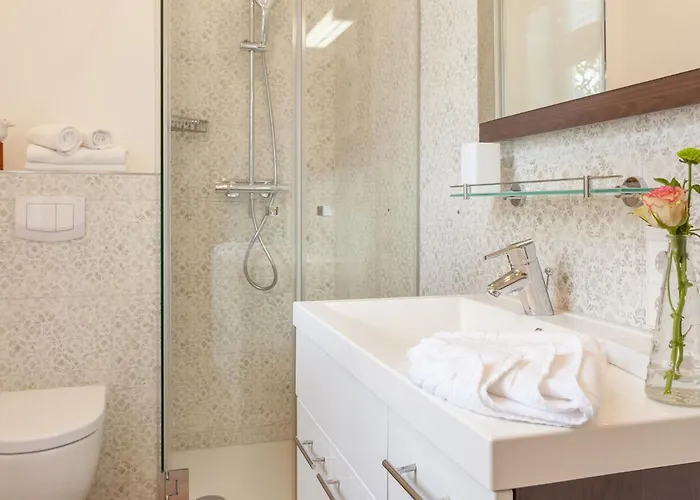 Appartement Granitz, Ostseebad Sellin, Insel Ruegen, Gemuetliche 38 Quadratmeter Gross, Bietet Lieblingsplatz In Der Granitz Zwei Personen Alle Annehmlichkeiten Fuer Unbeschwerte Urlaubstage *